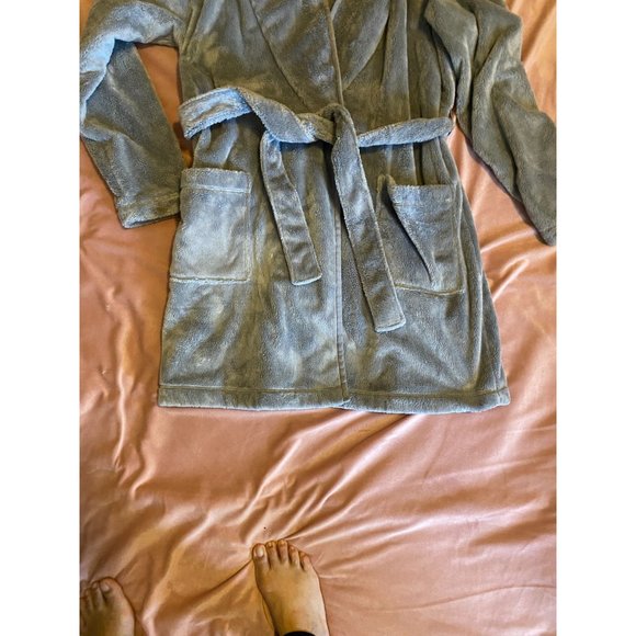 Abercrombie and Fitch Sleep Grey Short Robe Size M/L - Picture 2 of 10